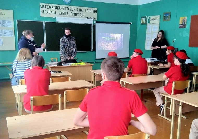 В МБОУ Лисковской СОШ семиклассники узнали, как не заблудиться в лесу